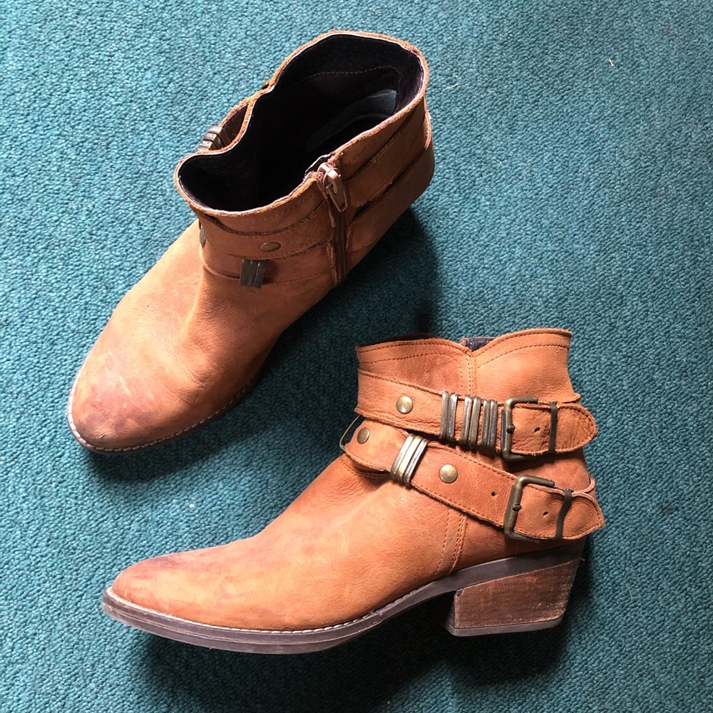 SALE!! Steve Madden Brown Leather Ankle Boot Sz 9